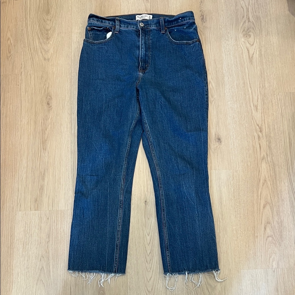 NWOT Abercrombie and Fitch Size 30 Classic Blue Denim Jeans